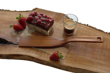 Palette / Kuchenheber aus Kirschholz - breit - Basewood